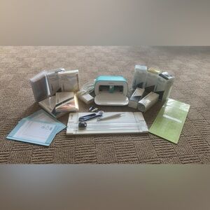 Cricut joy bundle- OVER $500 VALUE